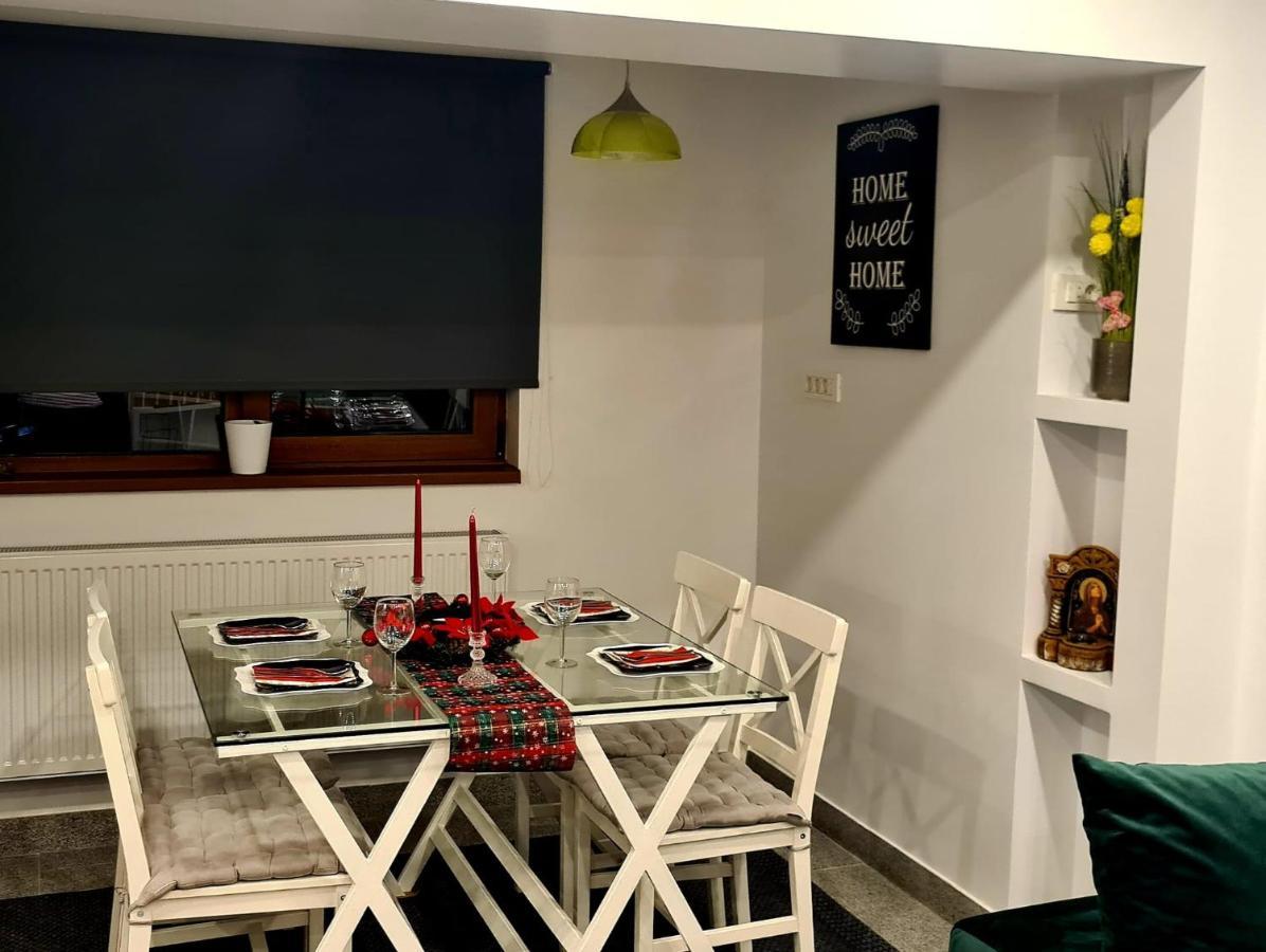 La Fluturi Apartament Lejlighed Suceava Eksteriør billede