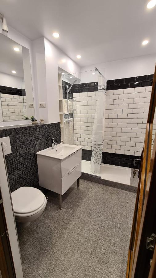 La Fluturi Apartament Lejlighed Suceava Eksteriør billede